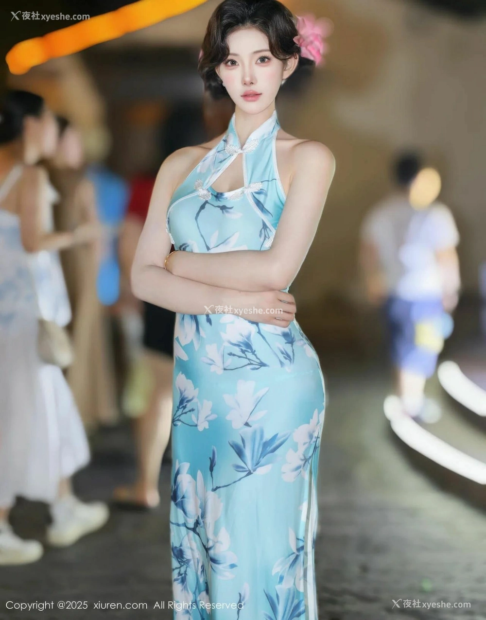 1P - [XiuRen秀人网] No.10594 梨霜儿 [83P]