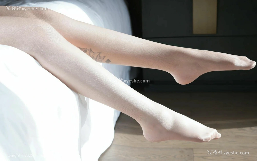 1P - [XiuRen秀人网] No.10587 妲己_Toxic [71P]