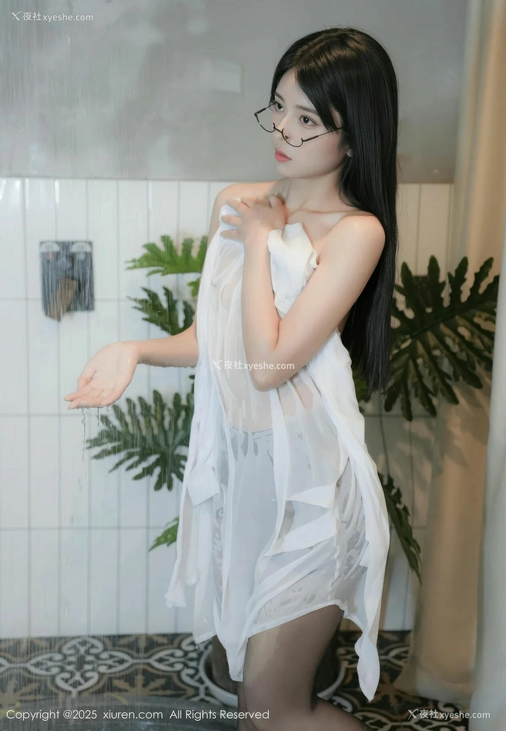 1P - [XiuRen秀人网] No.10601 美少女@ [52P]