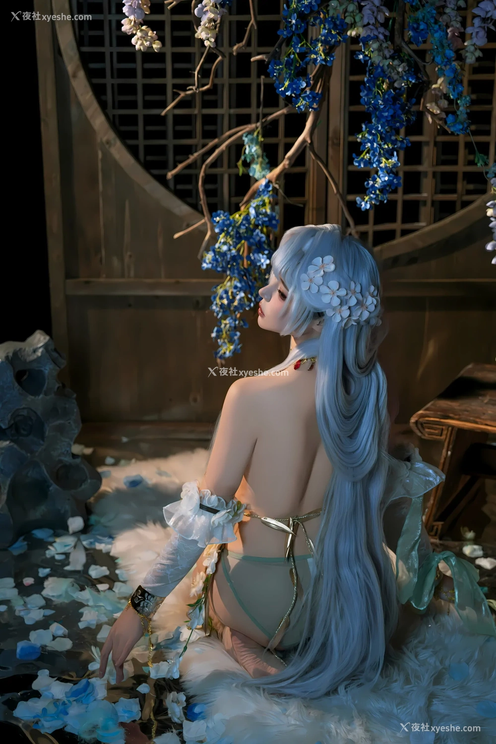 1P - 七月喵子 – 殷紫萍