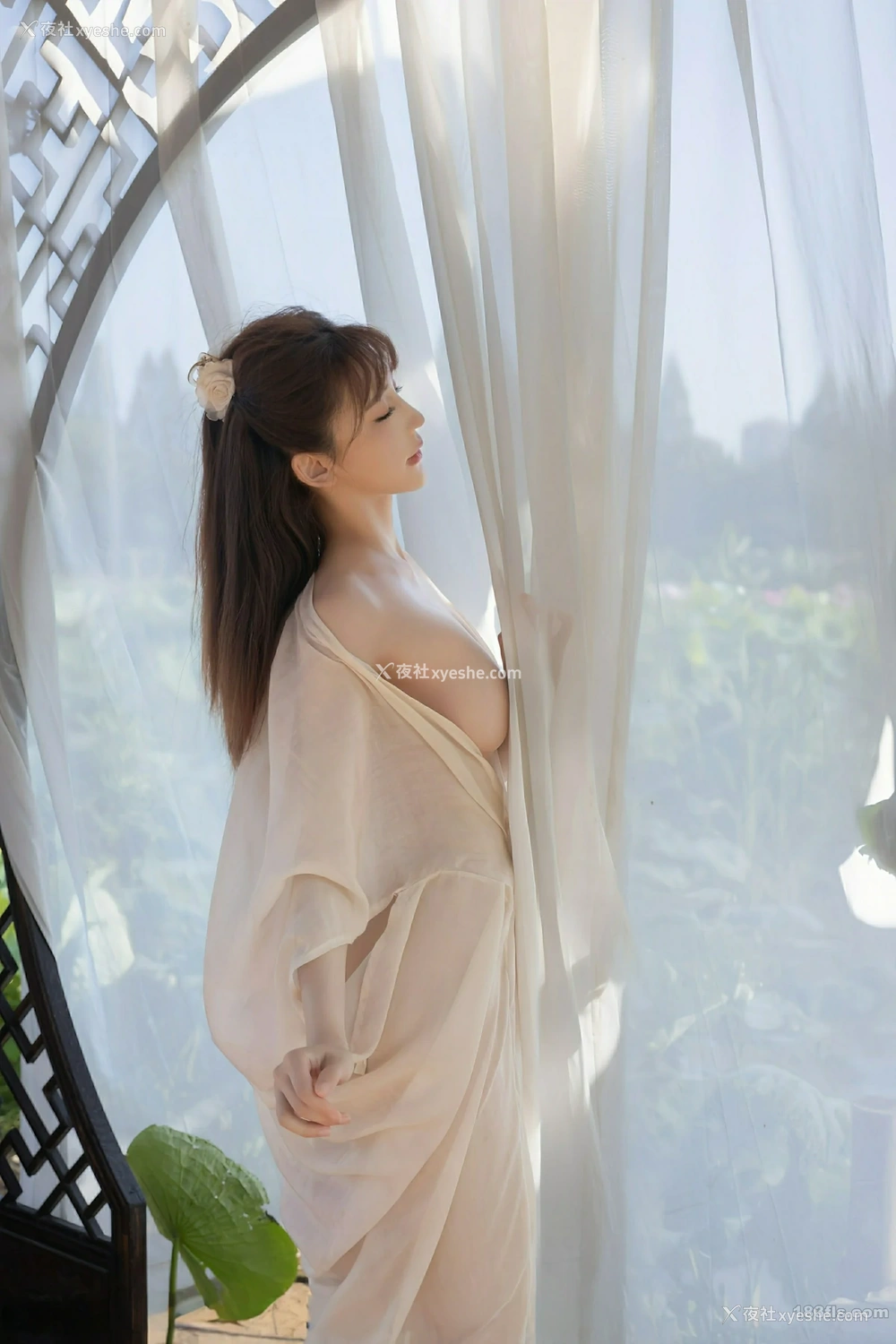 1P - [XIUREN秀人网] No.10630 陆萱萱