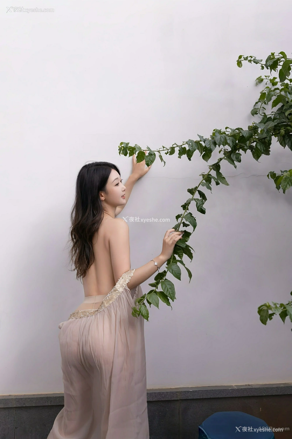 1P - [XIUREN秀人网] No.10619 唐安琪
