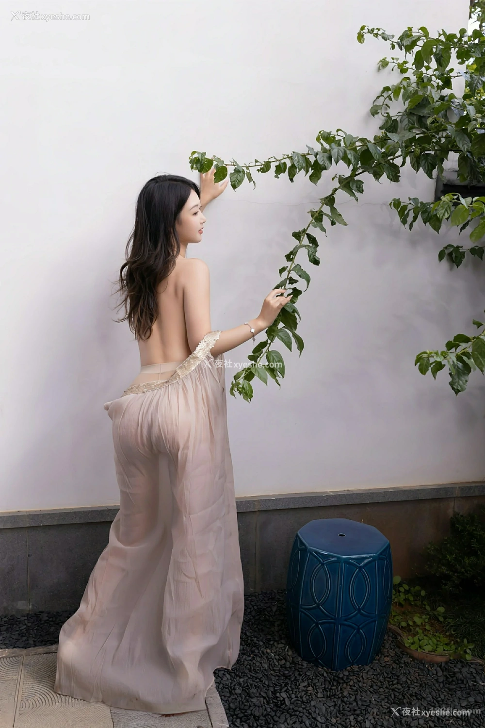 1P - [XIUREN秀人网] No.10619 唐安琪