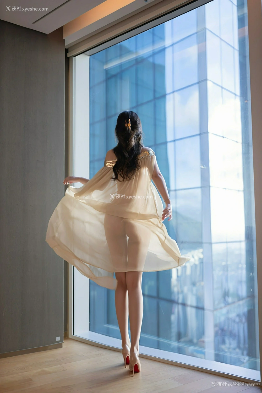 1P - [XIUREN秀人网] No.10619 唐安琪