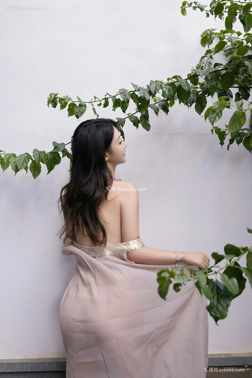 1P - [XIUREN秀人网] No.10619 唐安琪