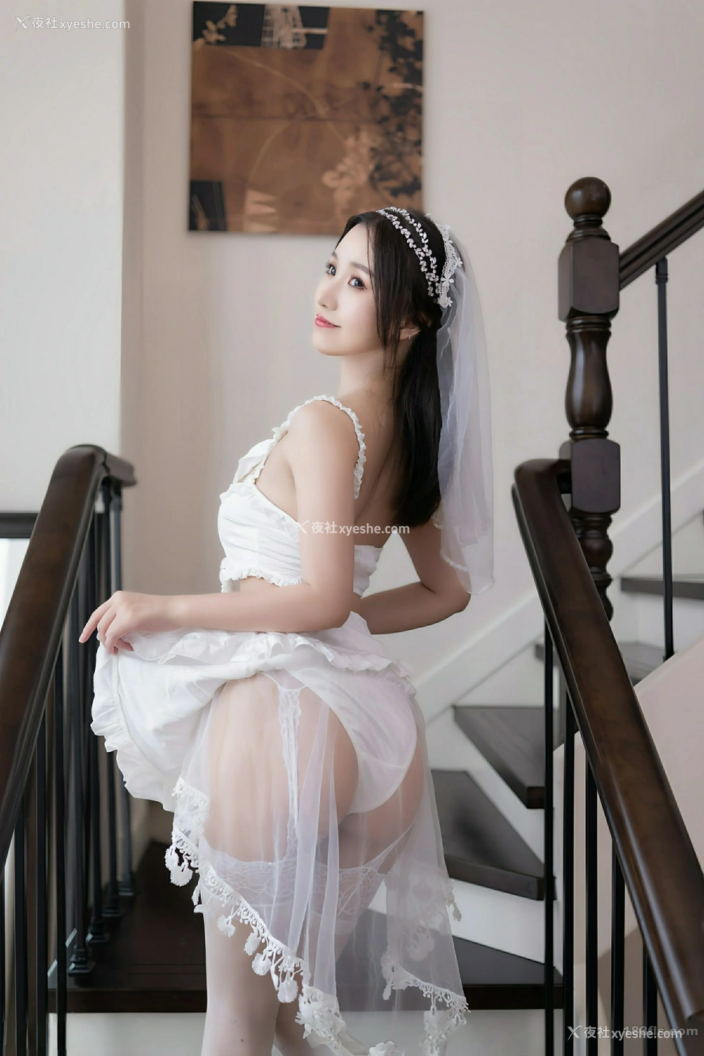 1P - [XIUREN秀人网] No.10644 杏子Yada