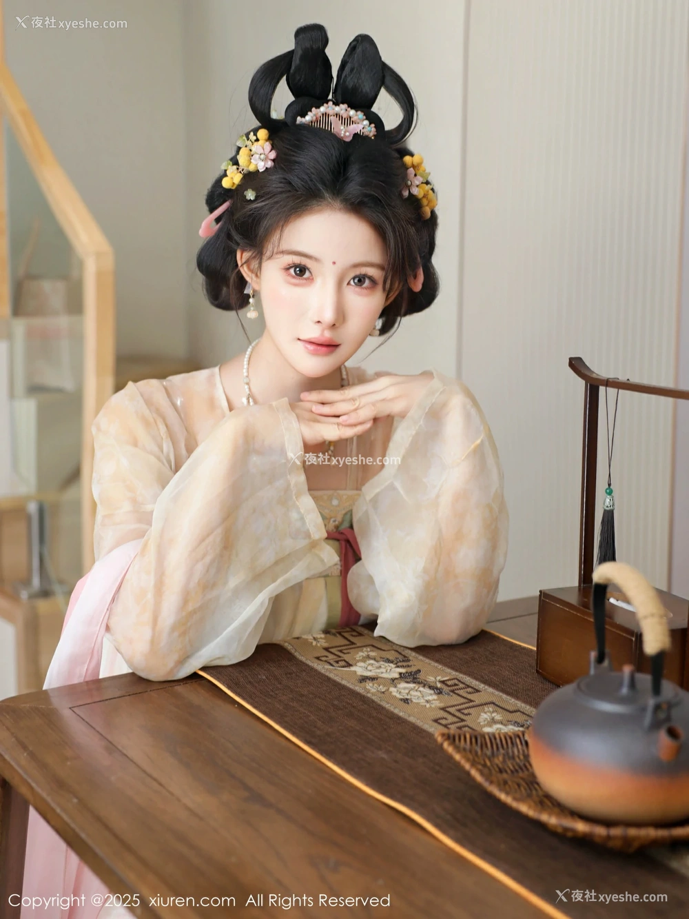 1P - [XIUREN秀人网] No.10645 梨霜儿