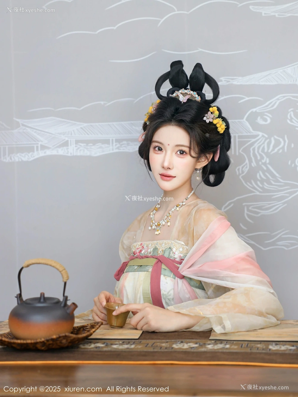 1P - [XIUREN秀人网] No.10645 梨霜儿