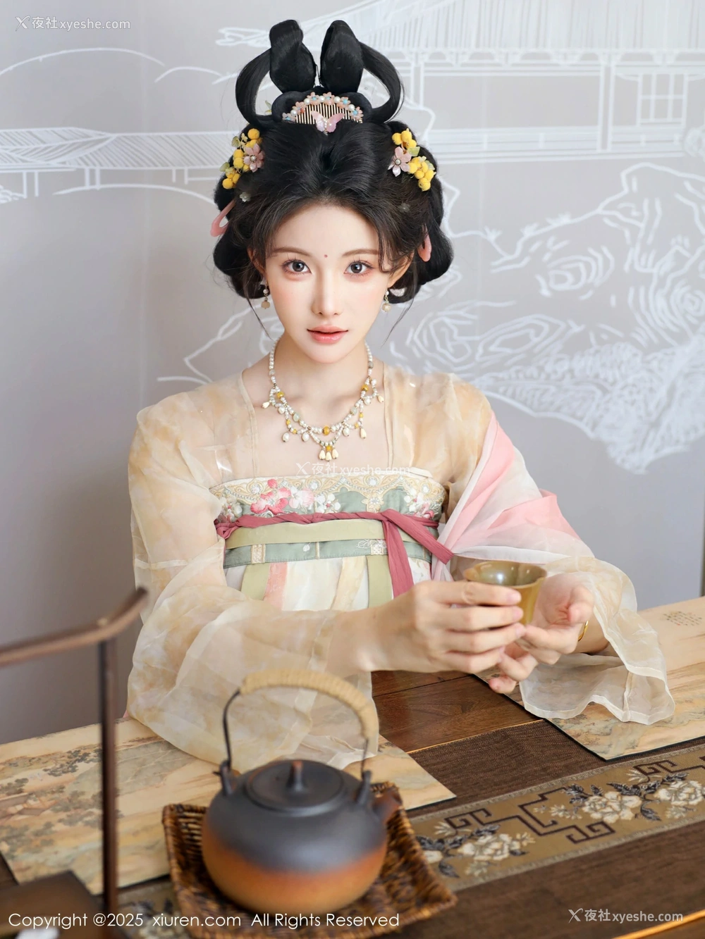 1P - [XIUREN秀人网] No.10645 梨霜儿
