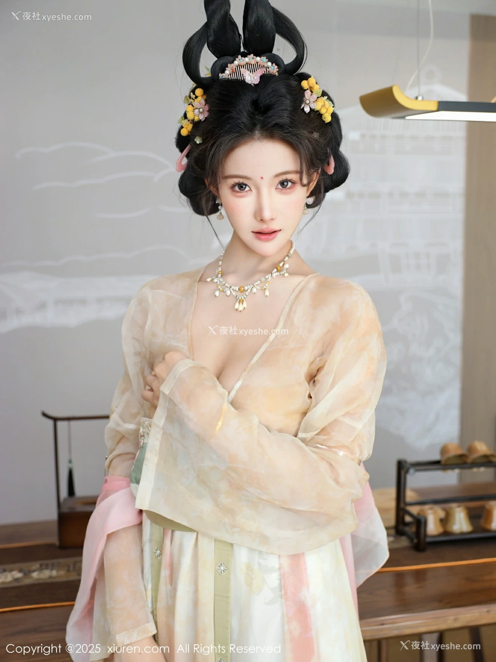1P - [XIUREN秀人网] No.10645 梨霜儿