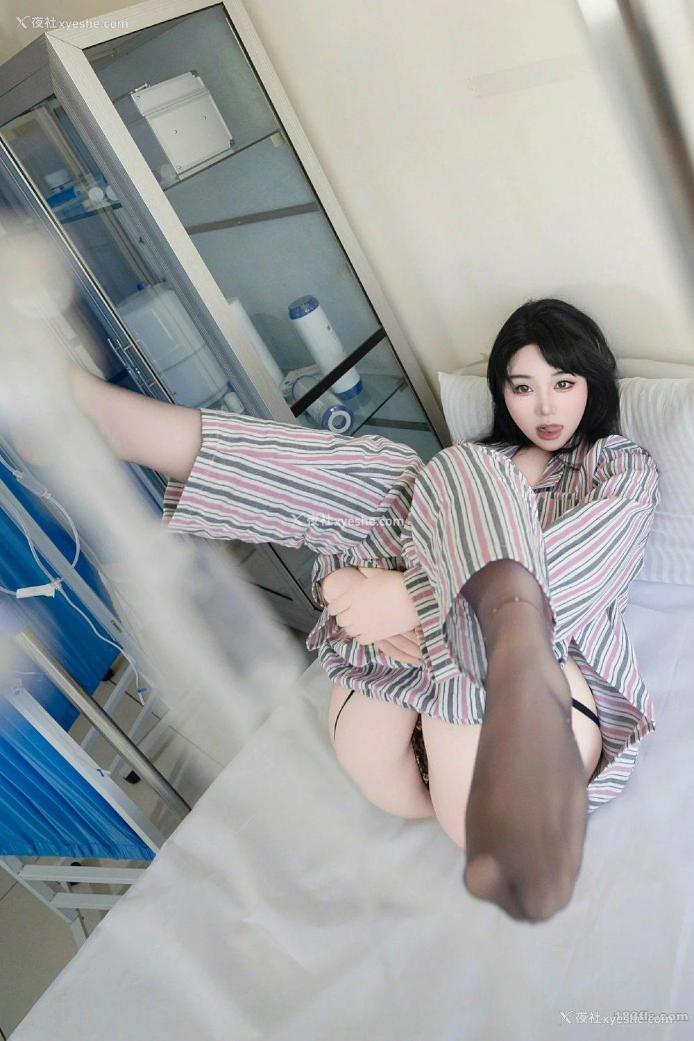 1P - [XIUREN秀人网] No.10648 汐汐爱吃草莓
