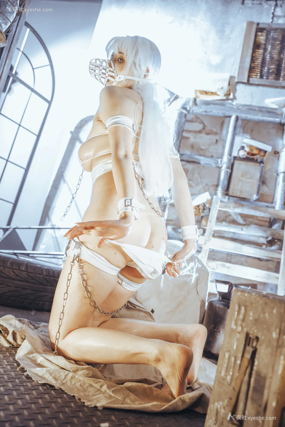 1P - 秋和柯基 – 滴蜡