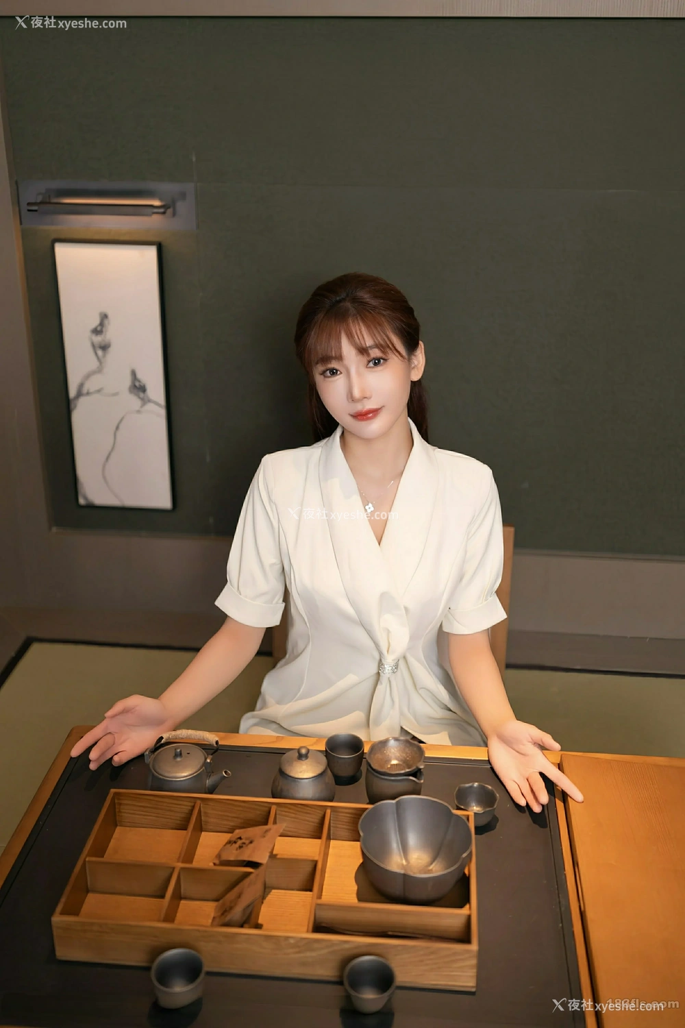 1P - [XIUREN秀人网] No.10650 陆萱萱