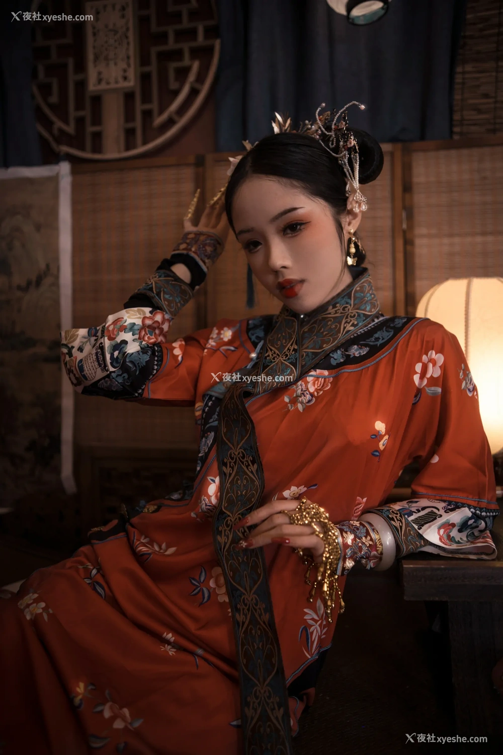 1P - 钛合金TiTi – 极品玉妃旗袍