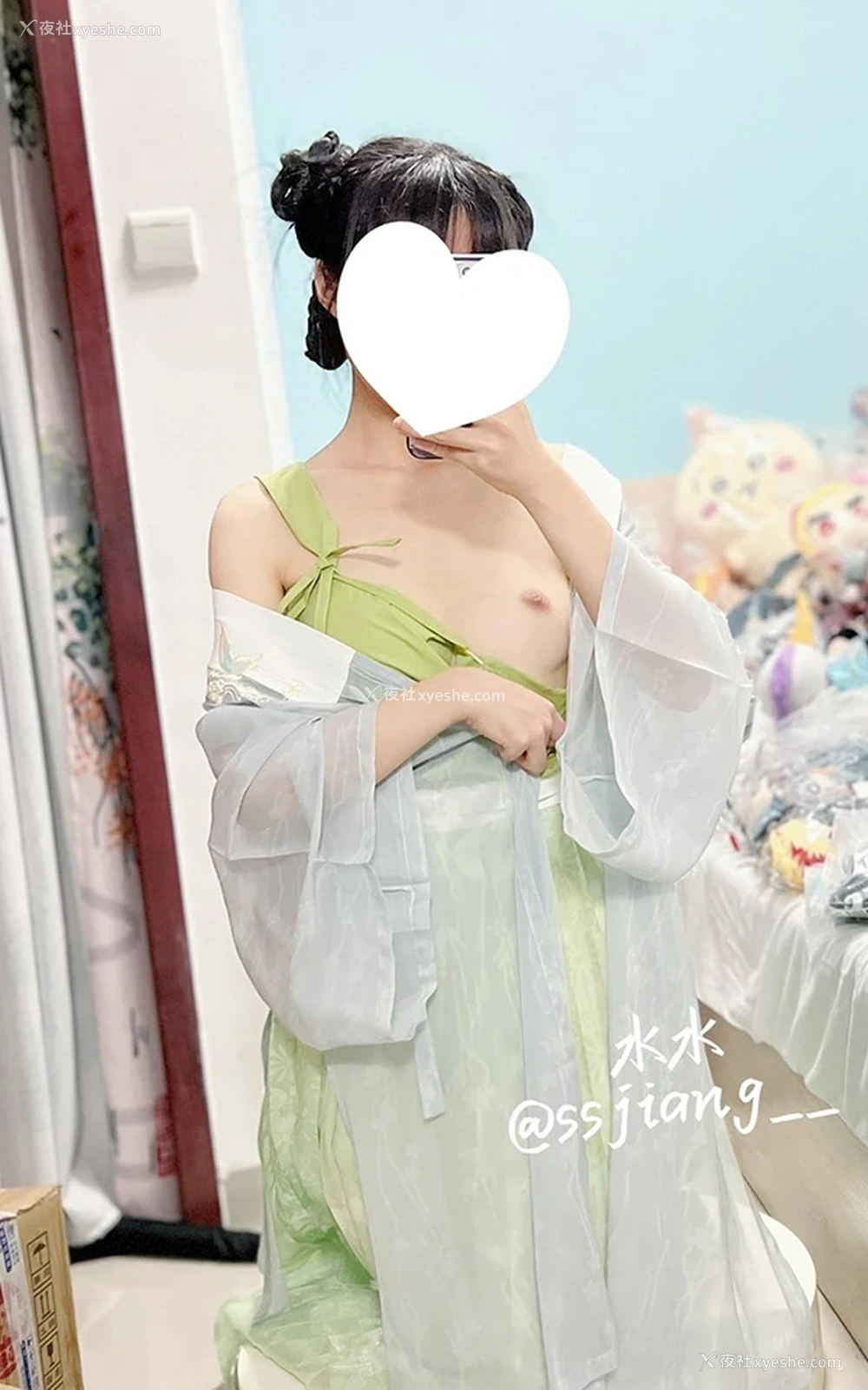 1P - 福利姬水水酱@ssjiang居家私拍尺度图