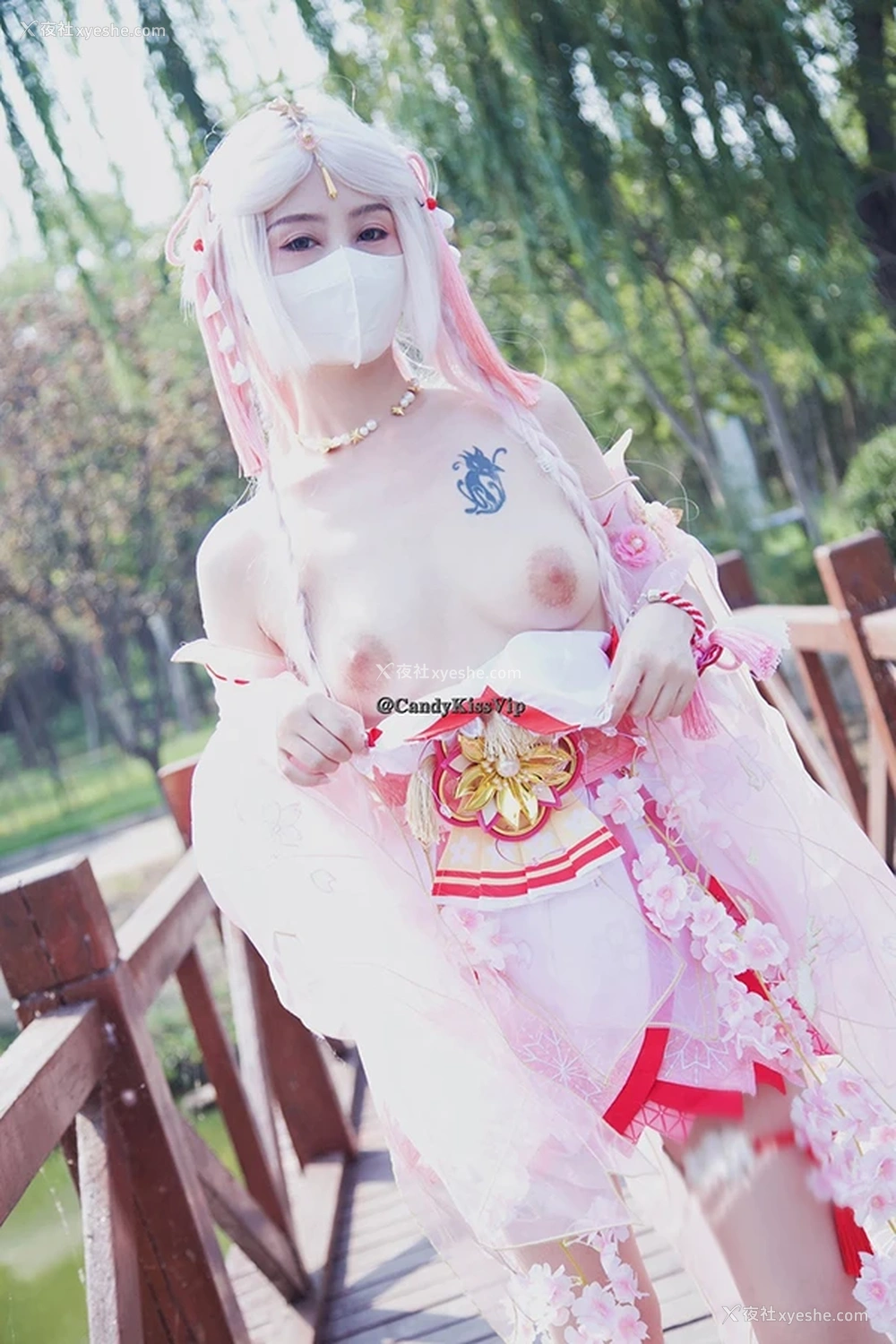 1P - 清纯系反差婊Candykiss订阅尺度私拍福利图