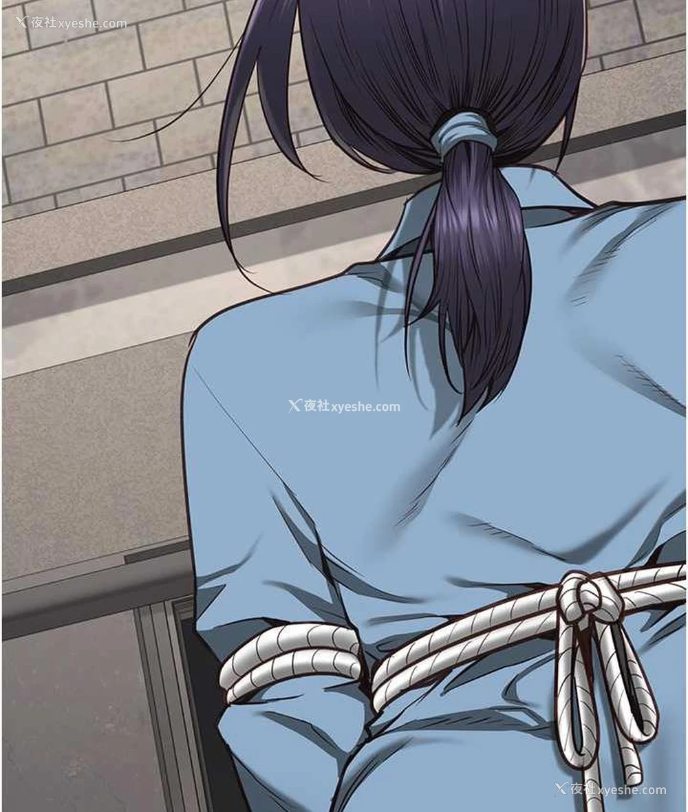 8P - 监狱女囚