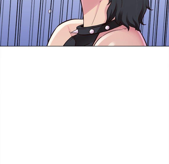 72P - 他和她们的工作室