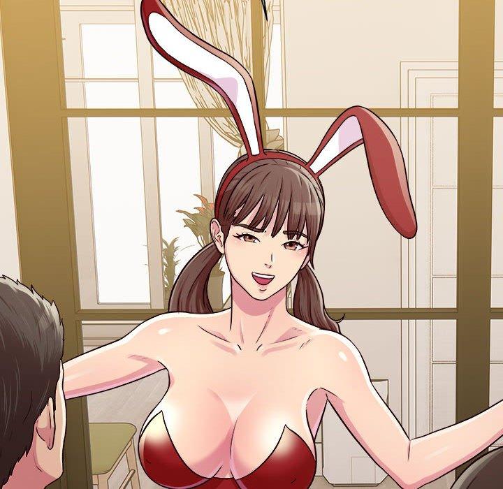 76P - 他和她们的工作室