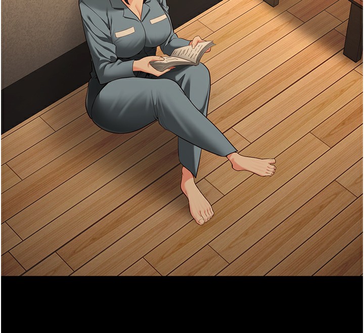 141P - 监狱女囚