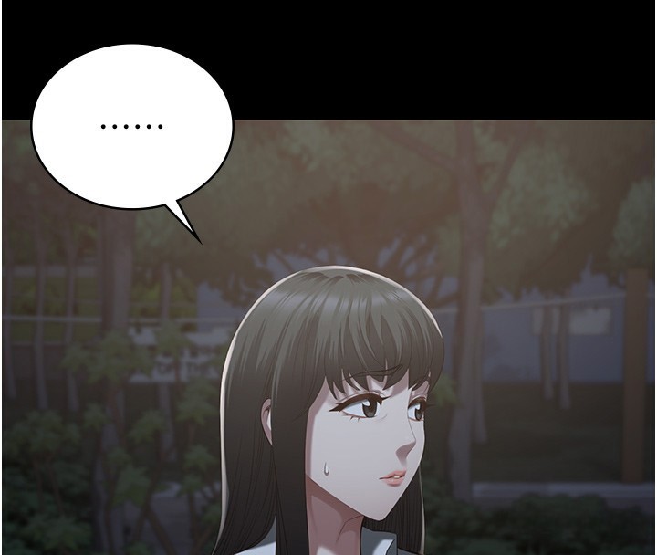182P - 监狱女囚