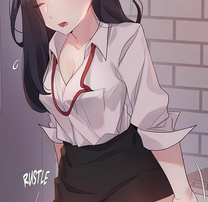 33P - 一个变态的日常生活/A Pervert's Daily Life / 闯进她的生活