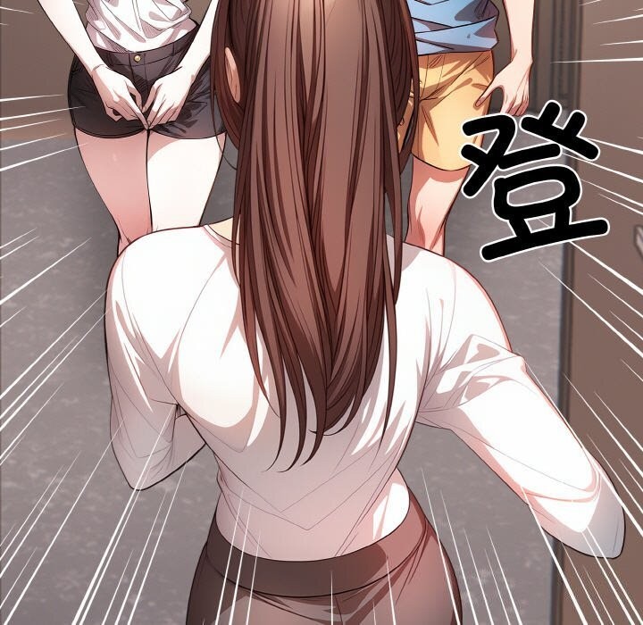 74P - 被隔壁房的男人NTR