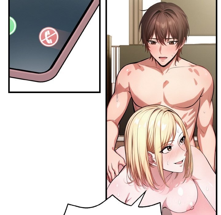 57P - 被隔壁房的男人NTR