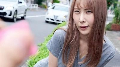 FC2-PPV-4553761 我将遥控器放入 H 罩杯女孩中，然后害羞地散步......她的内裤被阴部汁液浸透，当她插入她的鸡巴时，她会发出色情的声音，并在她的阴户内射精。