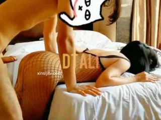 白嫩可爱小女仆学妹,被艺术生哥哥大屌长驱直入,别人眼中的乖乖女,表面看起来很乖巧可爱,私下是哥哥的小母狗 - 无套内射视频