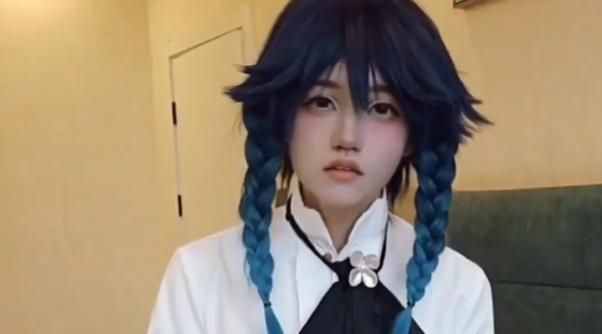 【伪娘】伪娘cos巴巴托斯自慰