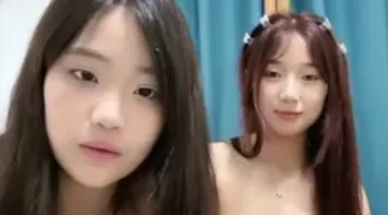 国产直播.高颜值女神盲盒系列-姐妹花学生妹一起直播_甜心宝宝颖_双女互舔舌吻_道具自慰白浆流出_9