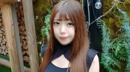 FC2-PPV-4477095 *一个身材修长的美女喊道：“站住…”