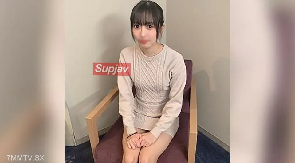 FC2-PPV-4343600 刚从学校毕业，她是个纯洁的白色天使。剃头美男外阴射量大，清帝美腰！