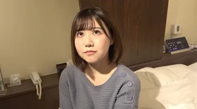 FC2-PPV-4693820 [私人拍攝，業餘] 這是一段隱藏攝影機拍攝的出軌場景視頻，其中一名女子被拍到與男友發生性關係，以保持沉默，不告訴任何人。